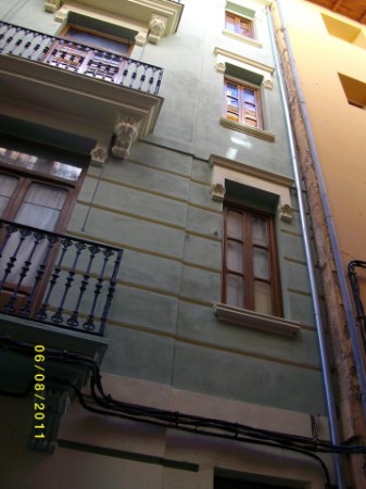 Fachada Torno del Hospital, Valencia, después. Fachada Torno del Hospital, Valencia, después.